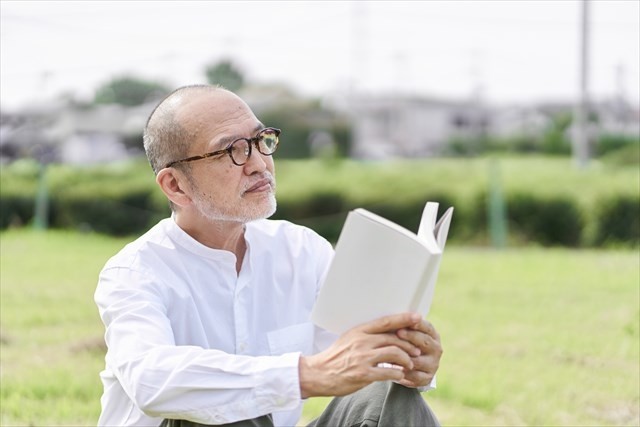 趣味がない高齢者